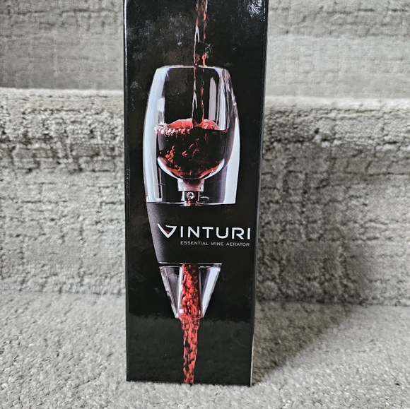 Vinturi Red Wine Aerator - Picture 1 of 5